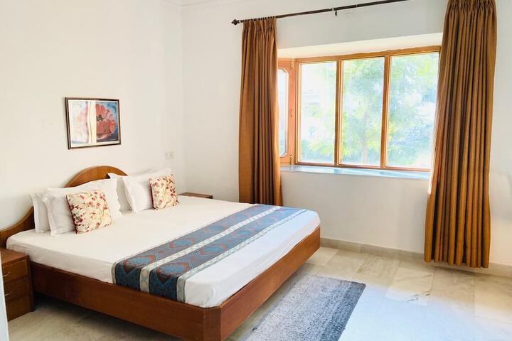 Room 7 of 15