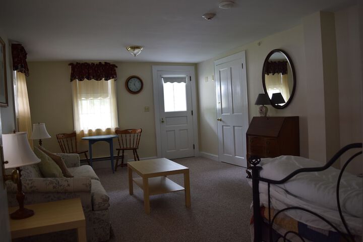 Room 43 of 63