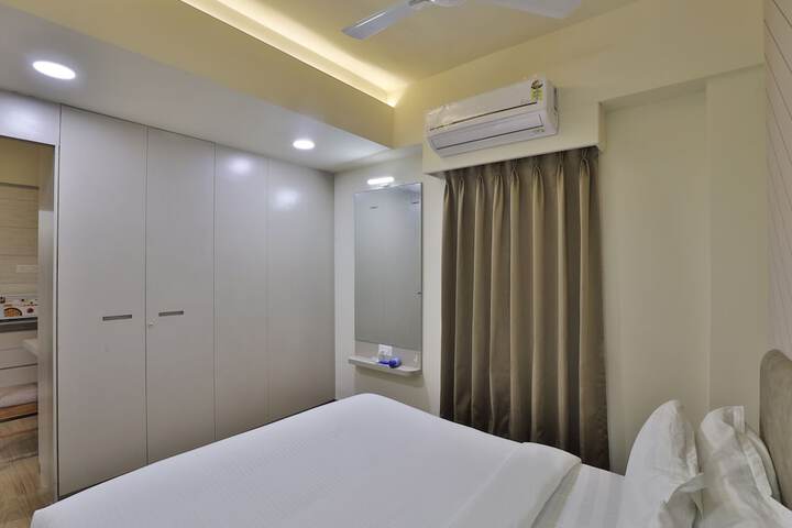 Room 7 of 51