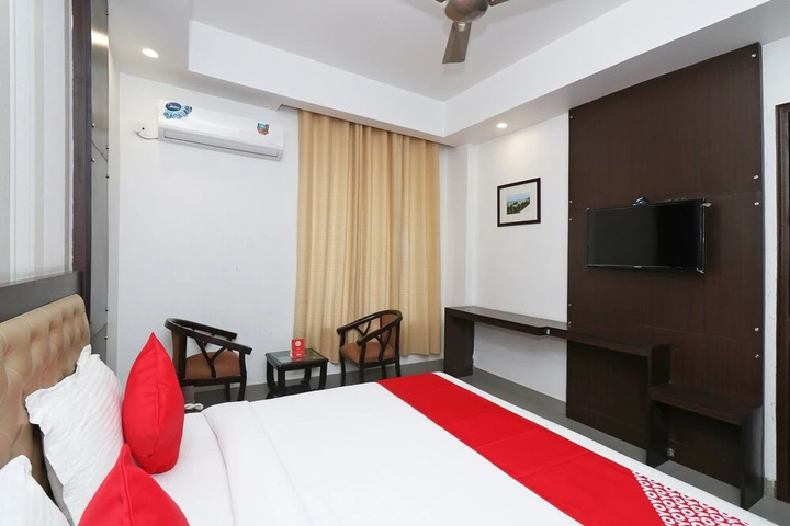 Room 5 of 22