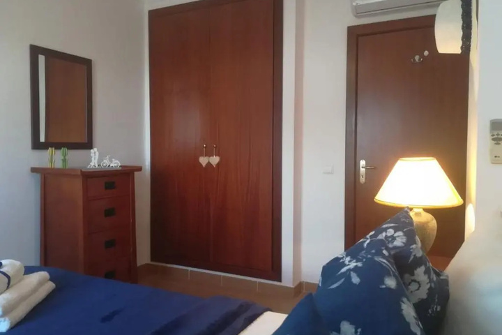 Room 4 of 23