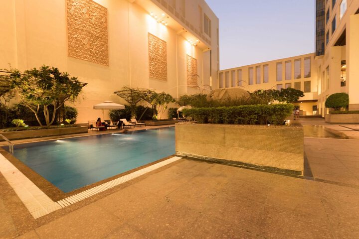 Hotel Pool