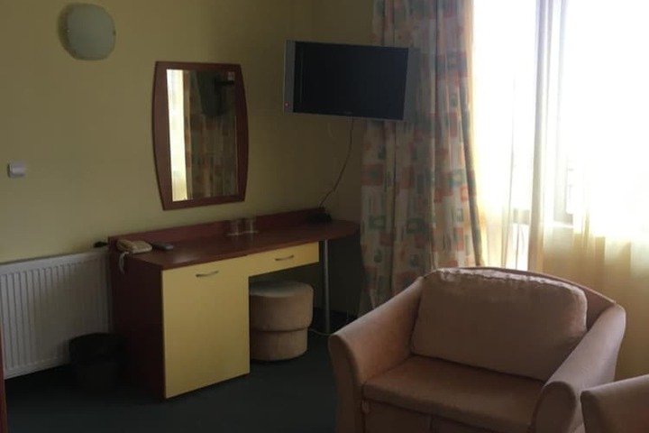 Room 26 of 61