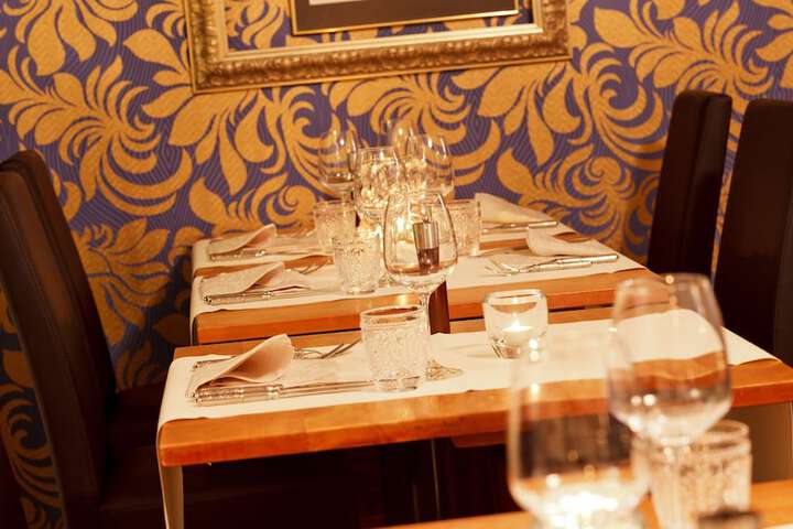 Dining 45 of 63