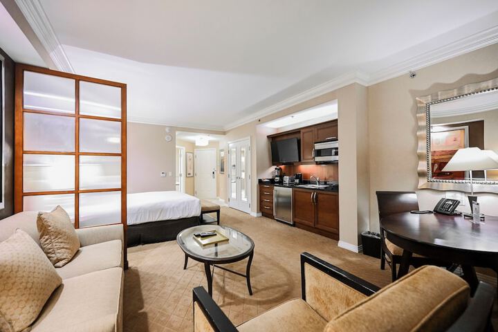 Room 253 of 438