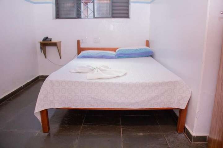 Room 14 of 65