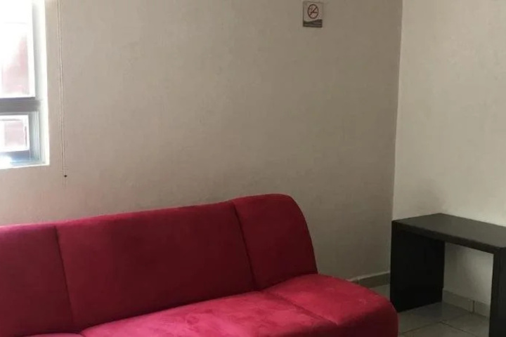 Room 12 of 20