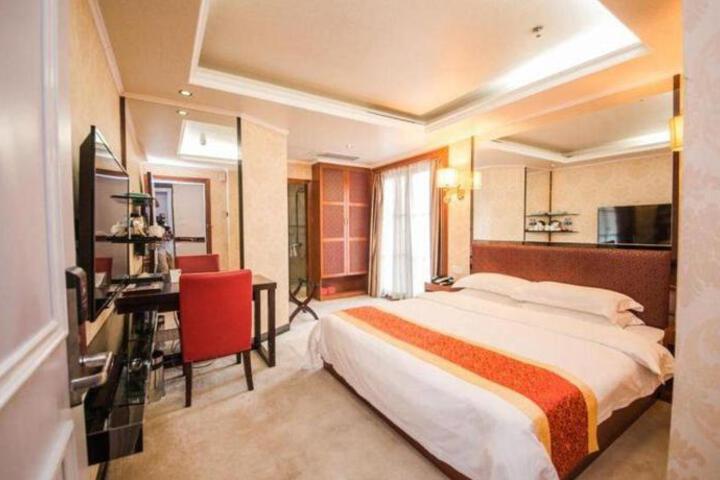 Fitness Facility Photos