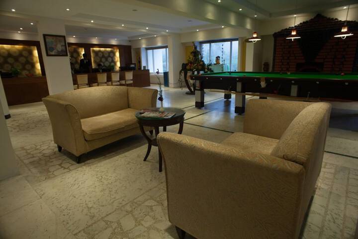 Guest Lobby