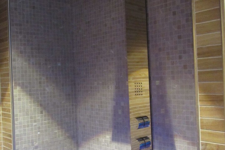 Room 40 of 62