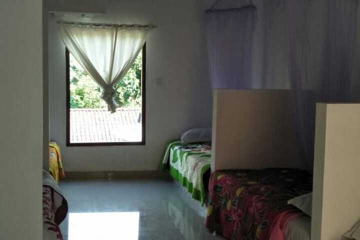 Room 12 of 41