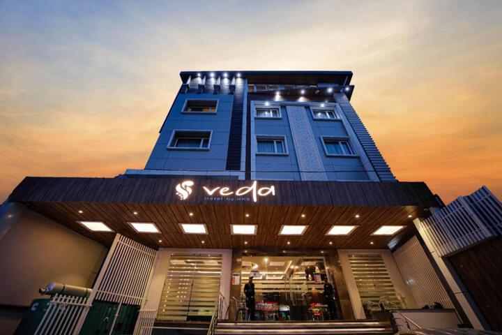 Hotel Veda by RKS