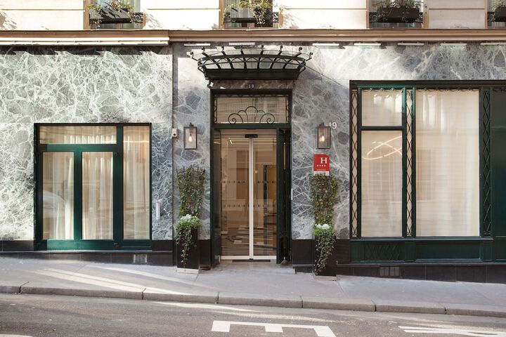 Hotel 44 of 44