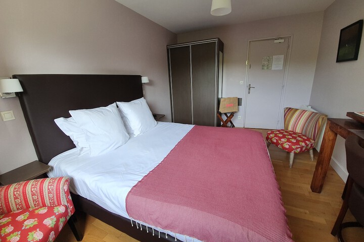 Room 5 of 39