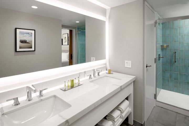 Bathroom shower