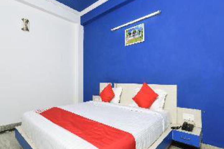 Room 14 of 20