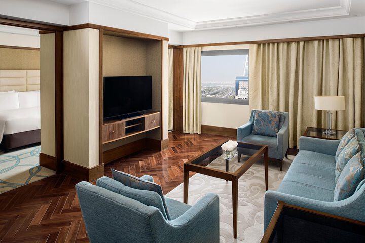 Room 19 of 180