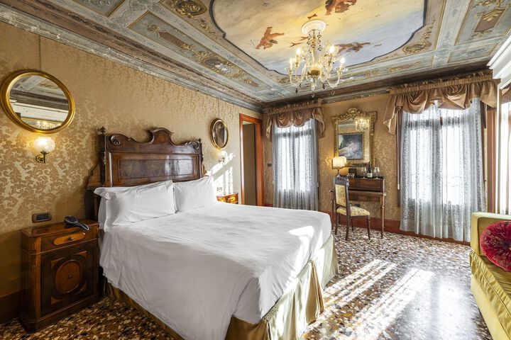Room 15 of 56