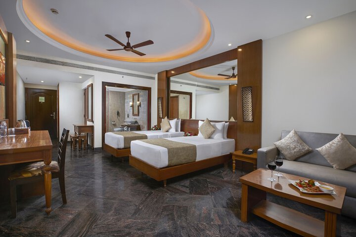 Room 45 of 155