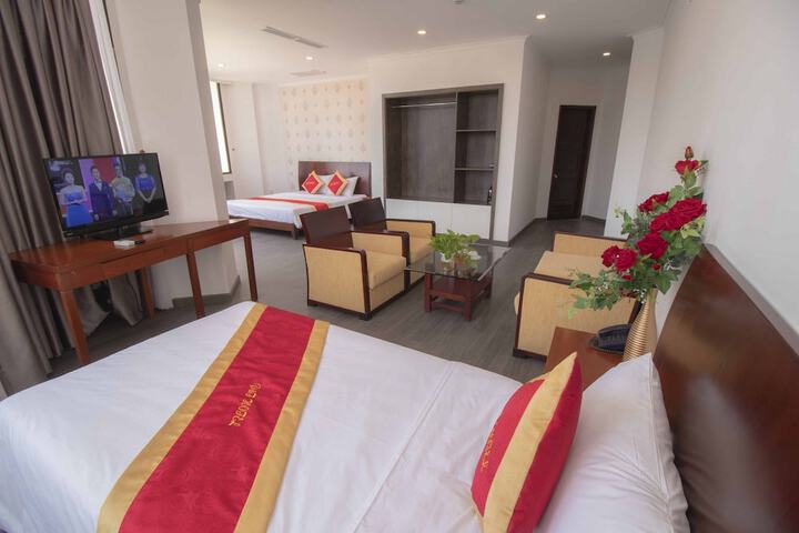 Room 14 of 42