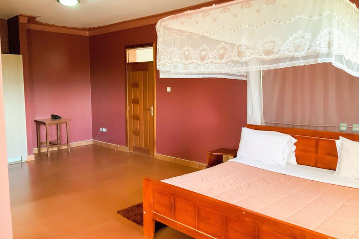 Room 46 of 226