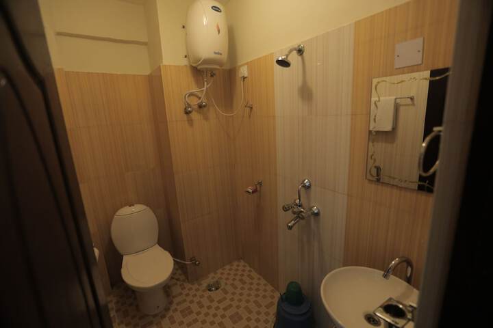 Room 50 of 65
