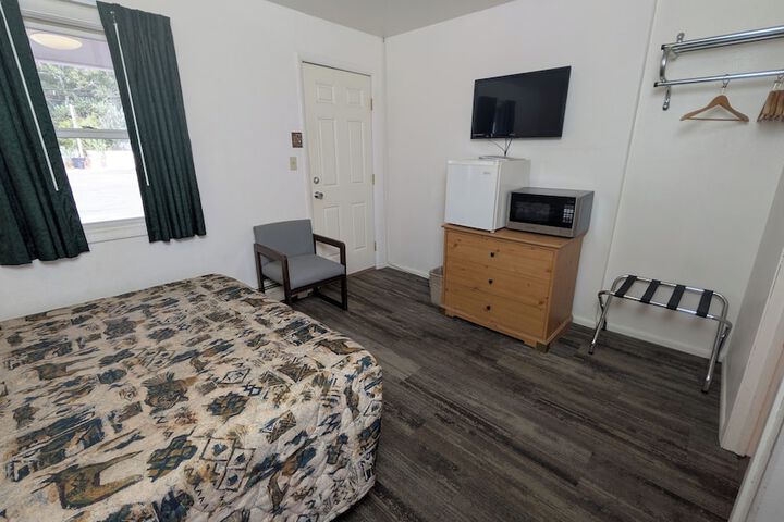 Room 29 of 84