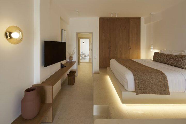 Room 47 of 122