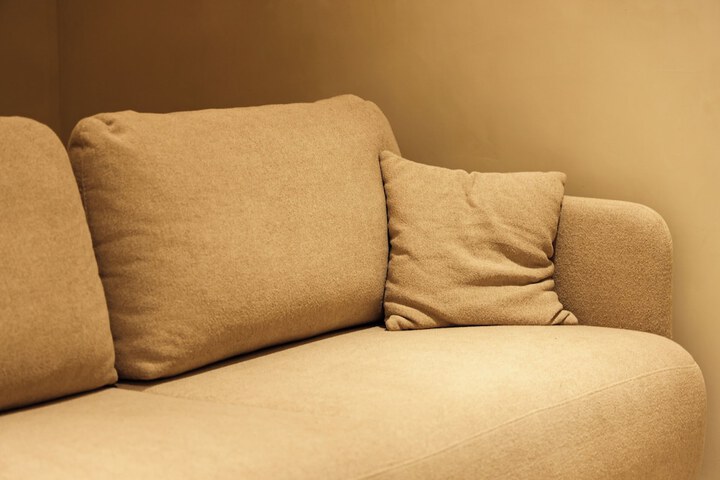 Room 28 of 63