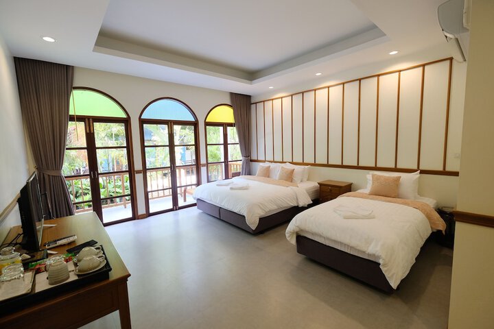 Room 13 of 260