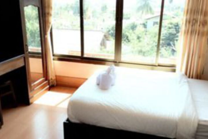 Room 14 of 34