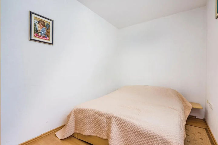 Room 2 of 13