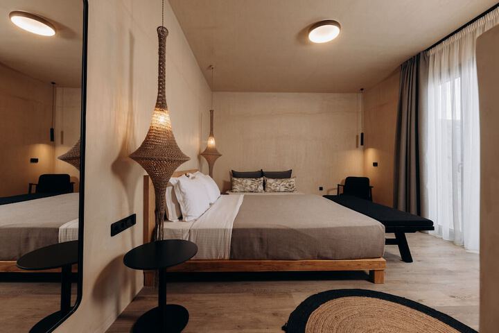 Room 4 of 57