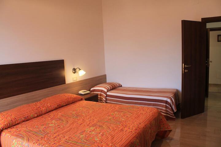 Room 9 of 61