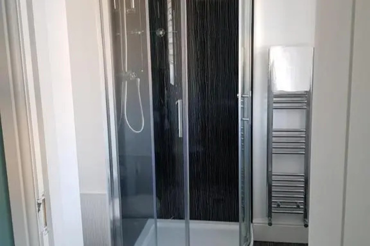 Room 7 of 14