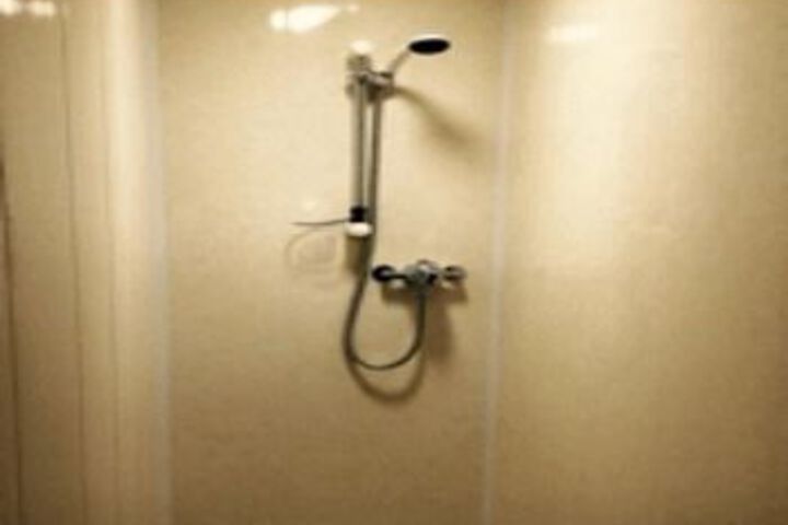 Room 3 of 14