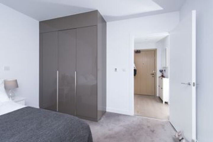 Room 10 of 24
