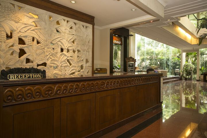 Hotel Interior 4 of 103