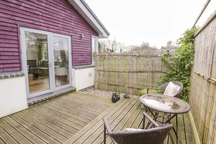 Terrace/Patio 7 of 16