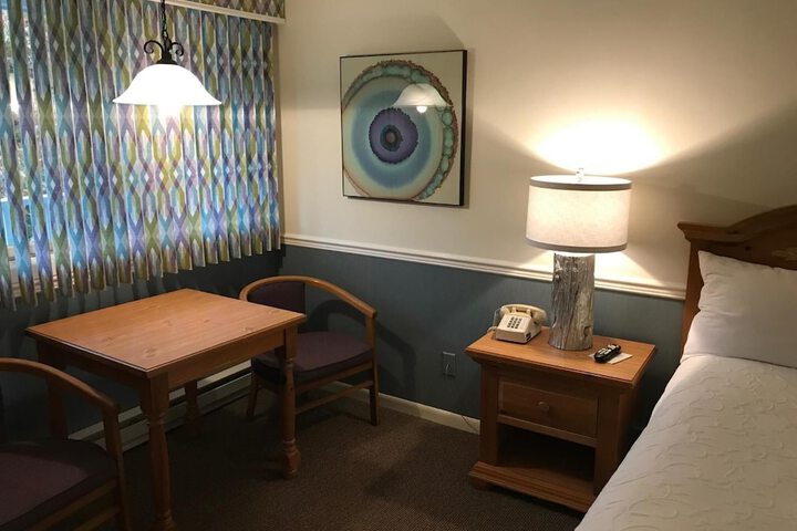 Room 6 of 31