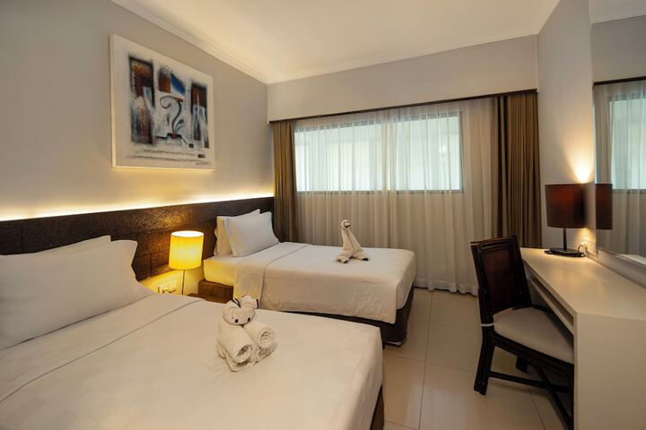 Room 15 of 92