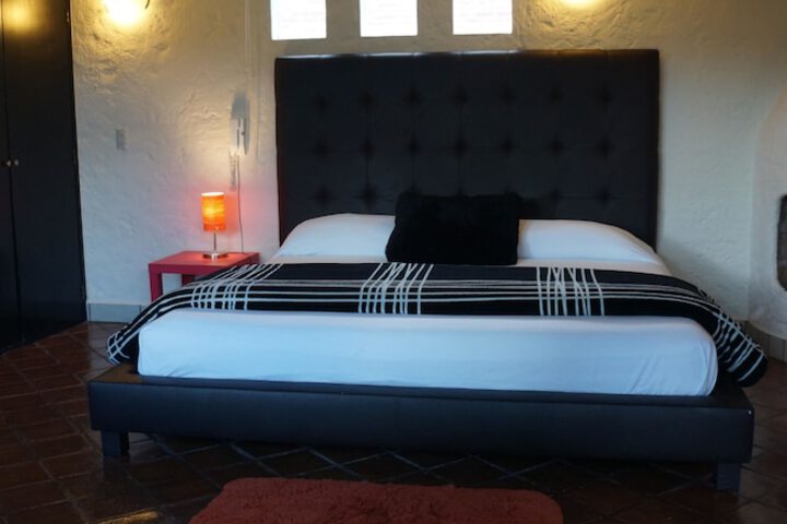 Room 20 of 66