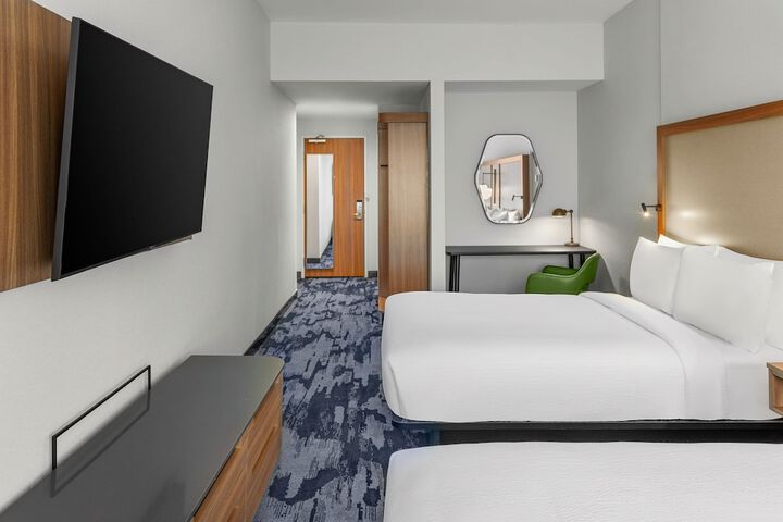 Room 13 of 48
