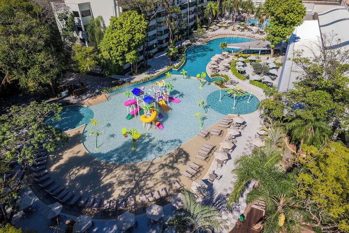 Pool 44 of 103