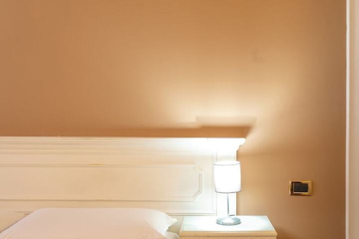 Room 21 of 63