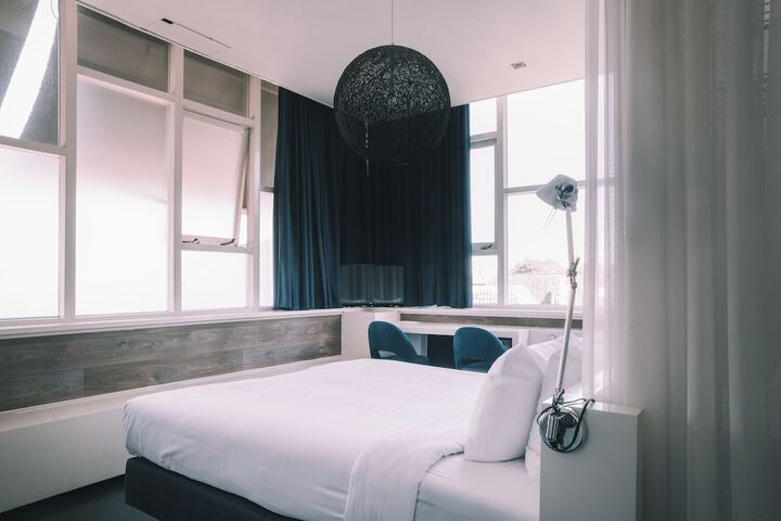 Room 16 of 51