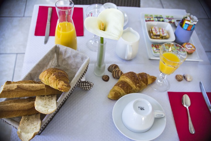 Breakfast/Coffee Service 53 of 69