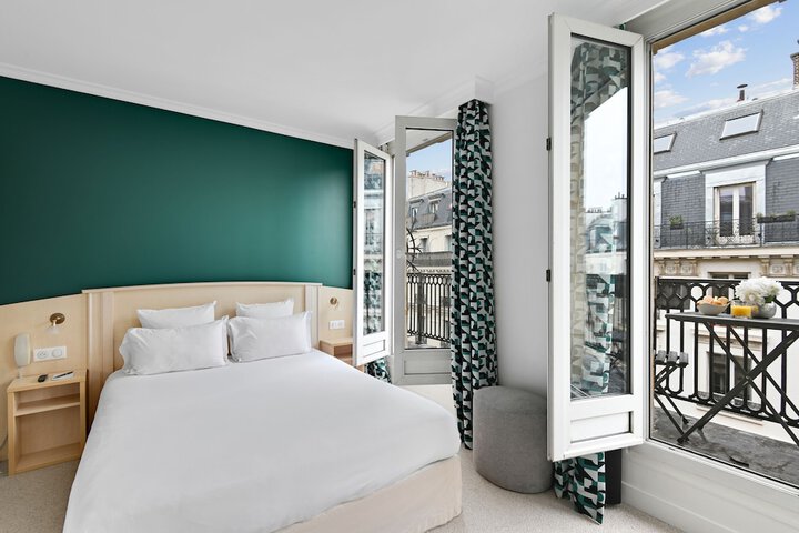 Room 10 of 66
