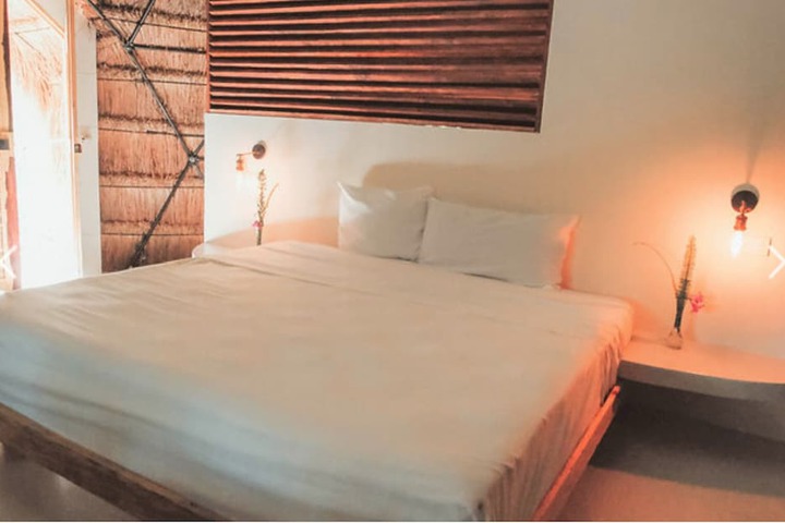 Room 15 of 122