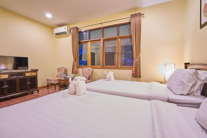 Room 33 of 134